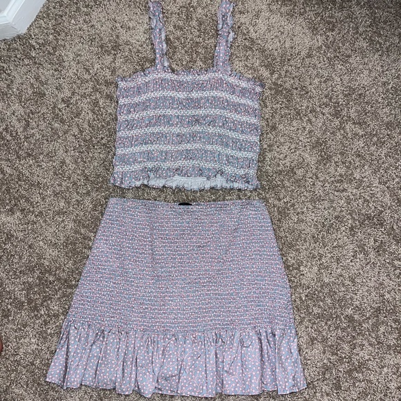 French Connection Two Piece Set - Picture 6 of 8